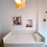 Lion House I *