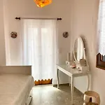 Дом отдыха Lion House I