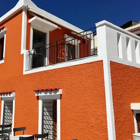 Lion House I Ioulis