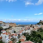 Lion House I Ioulis